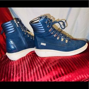 Blue Kenneth Cole Platform sneakers